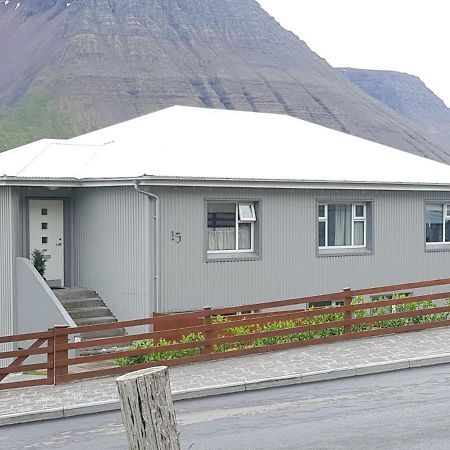Sigurhaeth - Apartment With All Within Your Reach Ísafjörður Exteriér fotografie